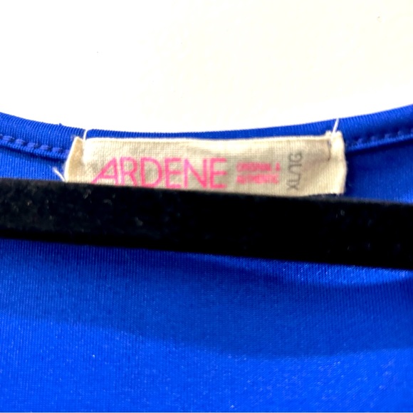 Cobalt blue dress with lace paneling - Picture 4 of 4